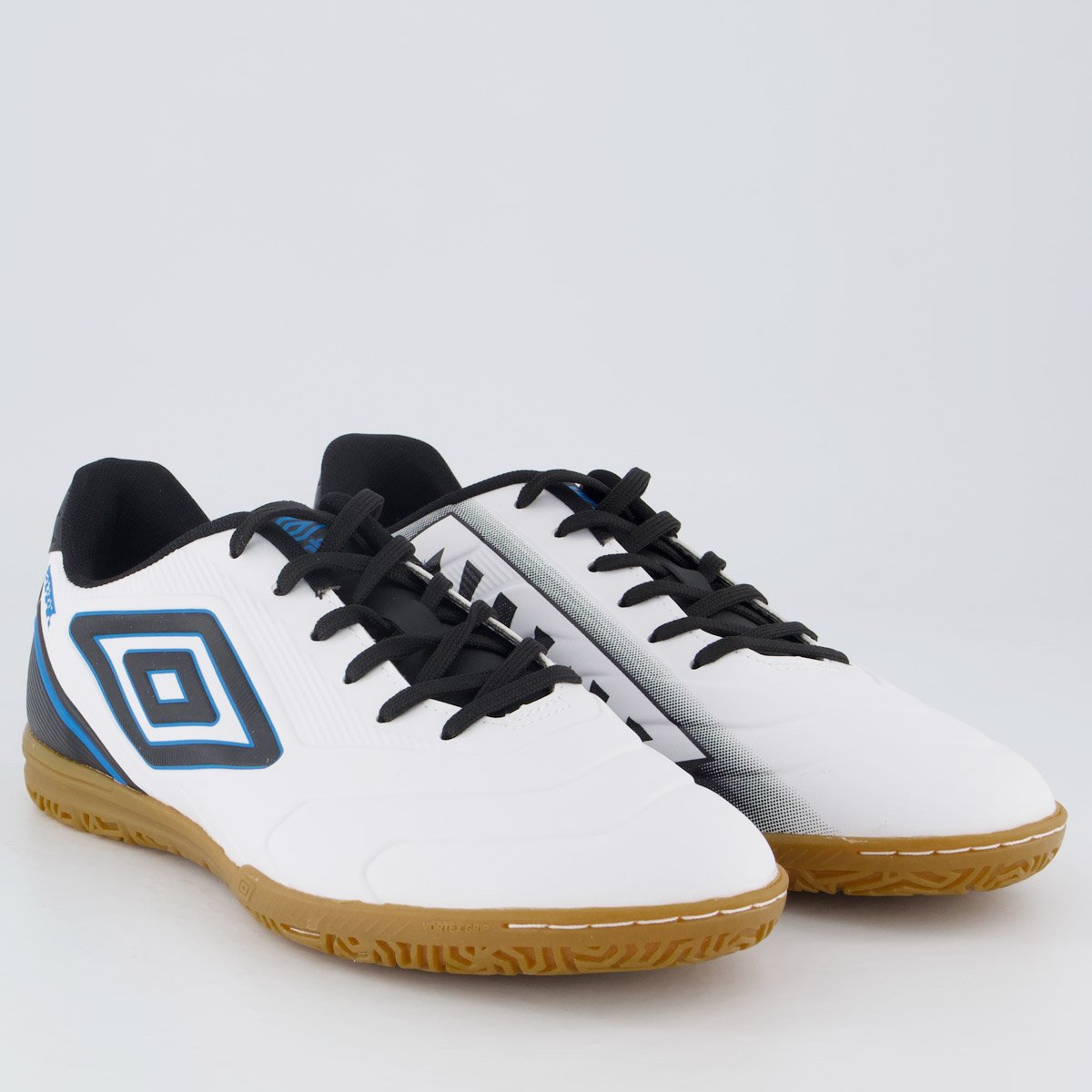 Chuteira Umbro Attak III Futsal Branca e Preto Branco 2