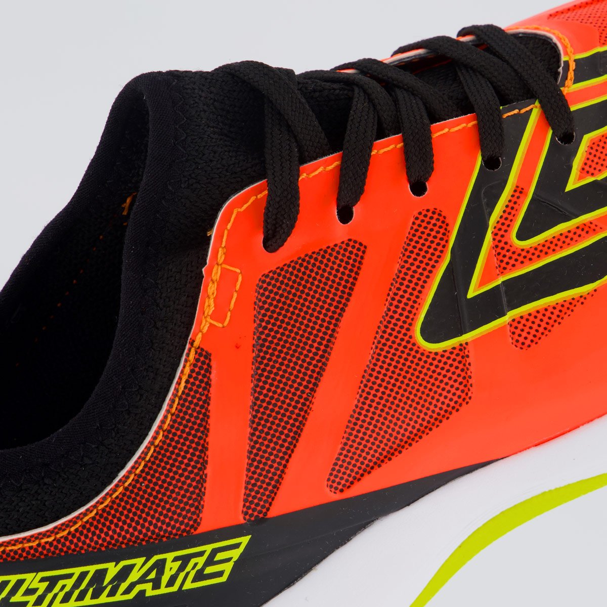 Chuteira Umbro Ultimate Futsal Juvenil Coral e Verde Laranja 7