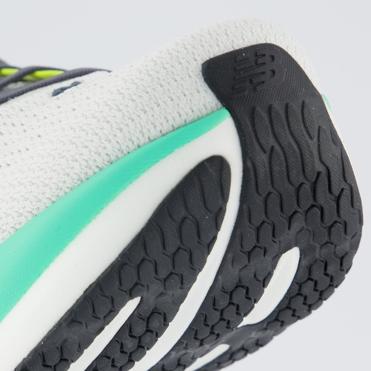 Tênis New Balance Infinion 1080 V15 Branco Branco 8