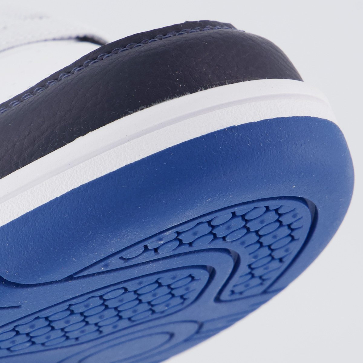 Tênis Puma Rebound V6 LO AC+ PS Juvenil Branco e Azul Marinho Branco 8