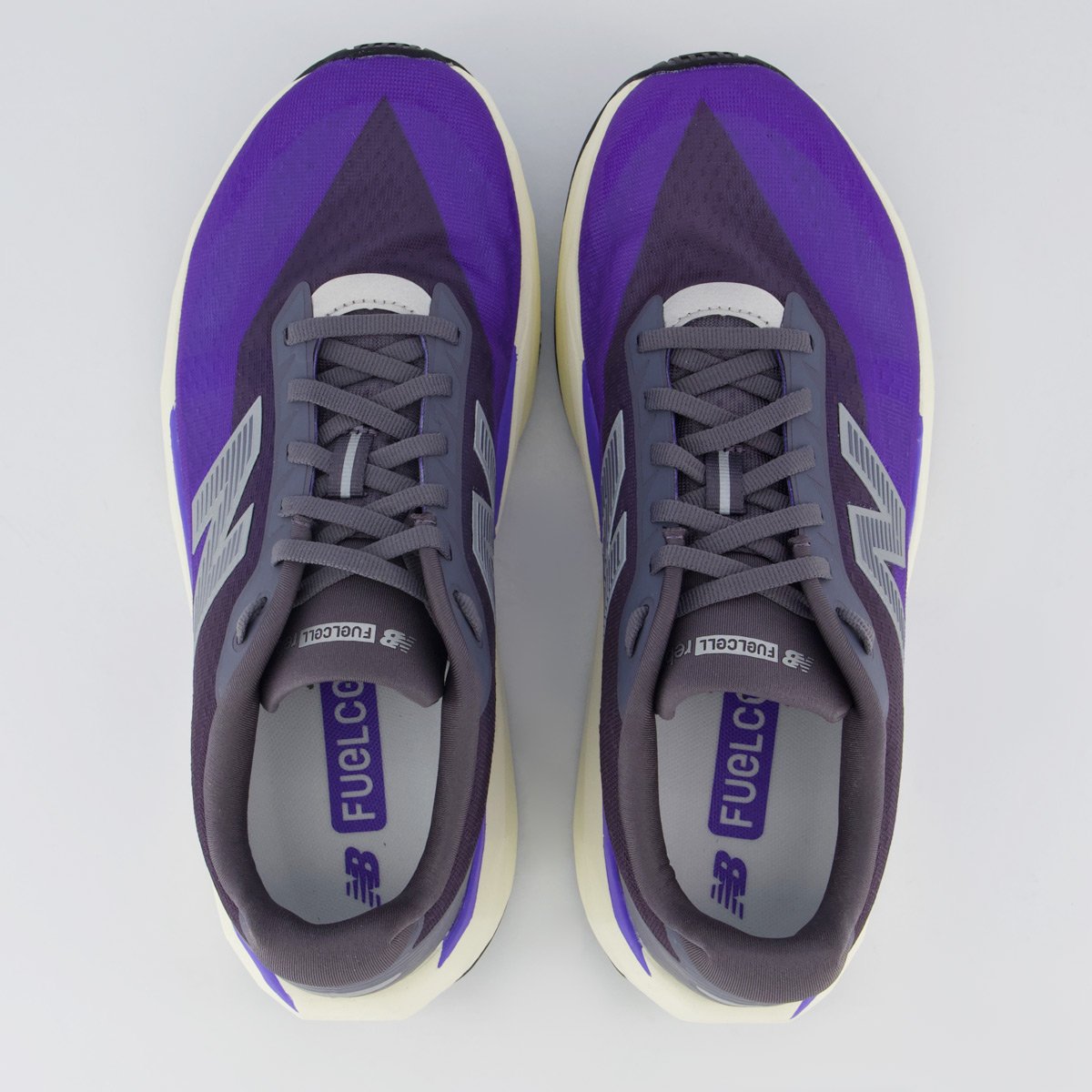 Tênis New Balance Fuelcell Rebel V5 Roxo Roxo 4