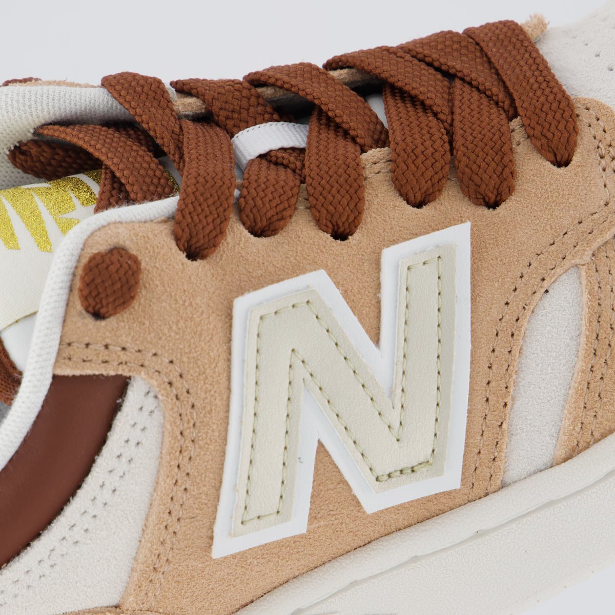 Tênis New Balance 480 Low Feminino Bege e Branco Bege 7