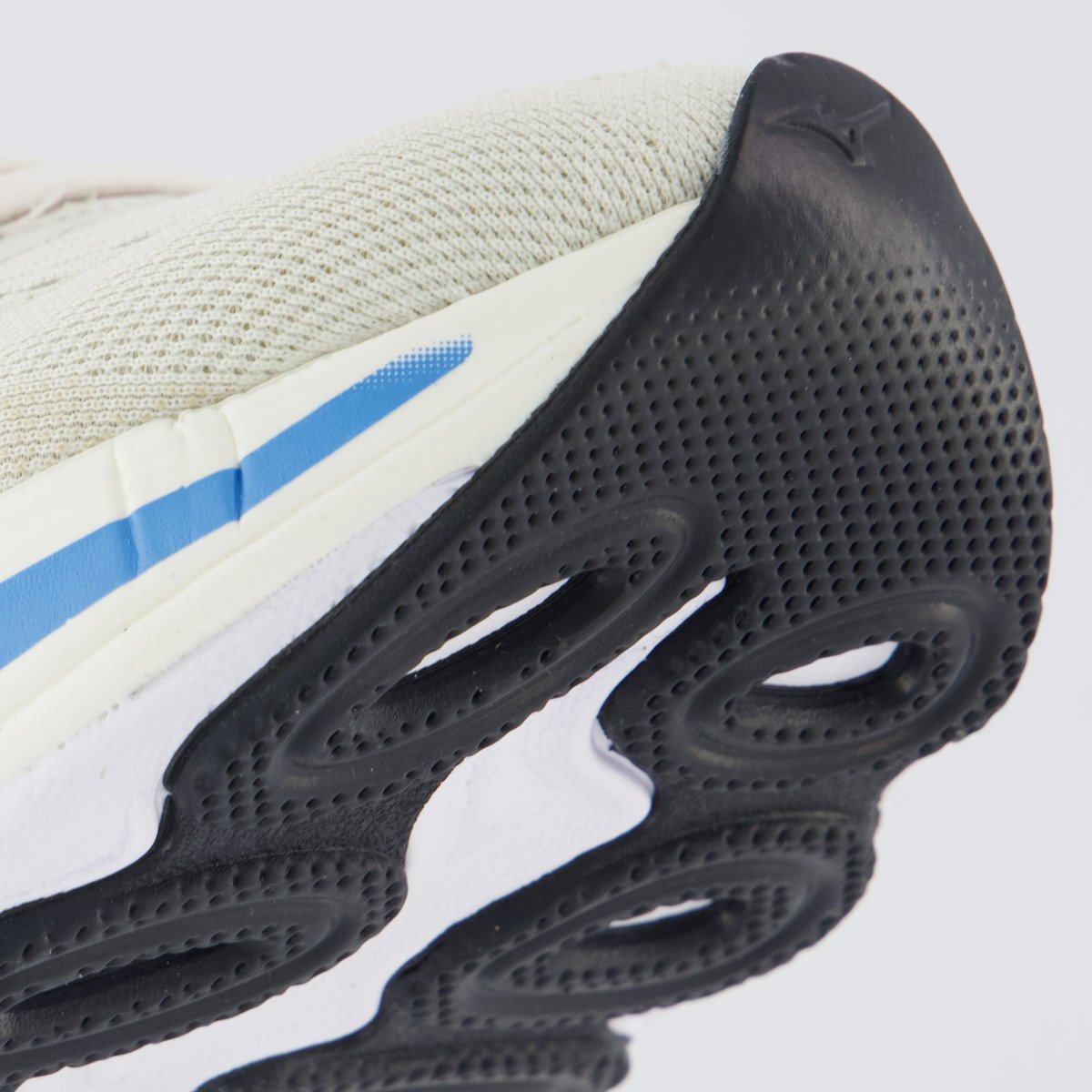 Tênis Mizuno Wave Skyway Feminino Off-White Bege 8