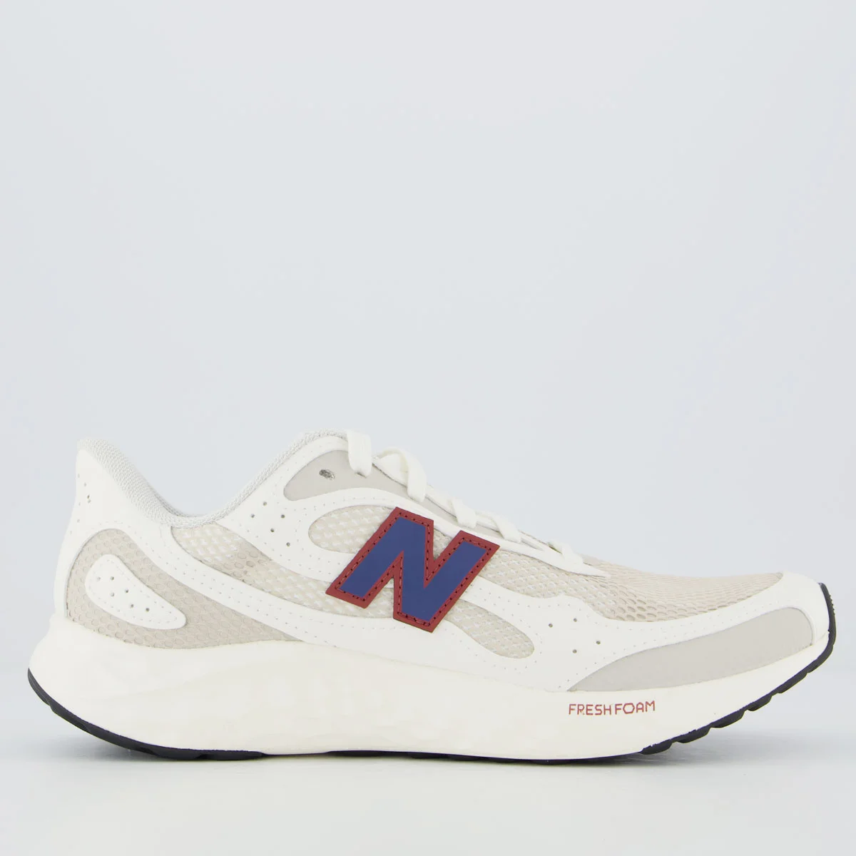 Tênis New Balance Fresh Foam Arishi V4 Branco e  Bege