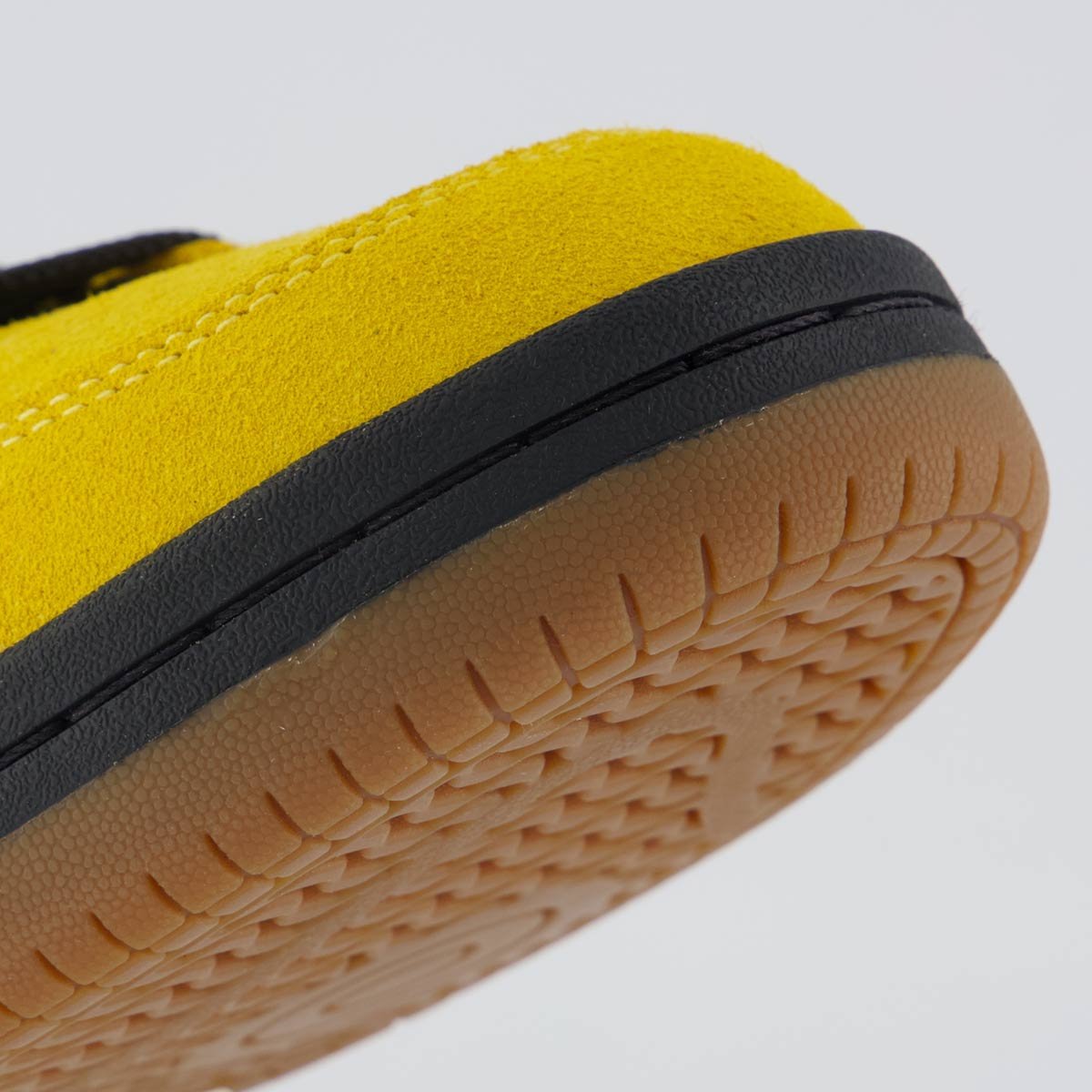 Tênis New Balance 480 Low Amarelo e Preto Amarelo 8