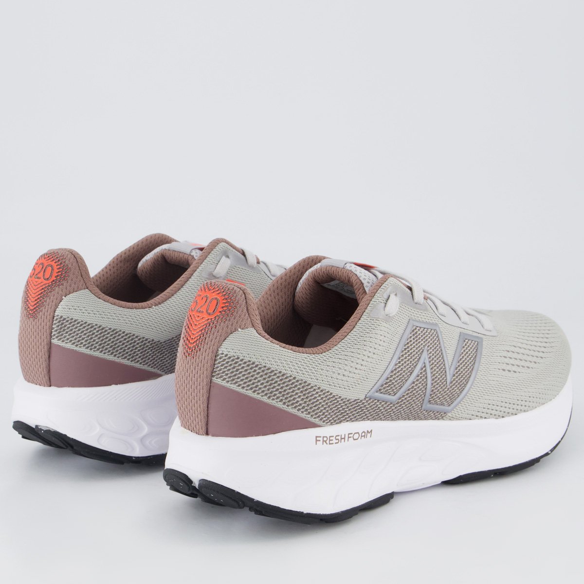 Tênis New Balance Fresh Foam 520 V9 Feminino Cinza e Branco Cinza 8