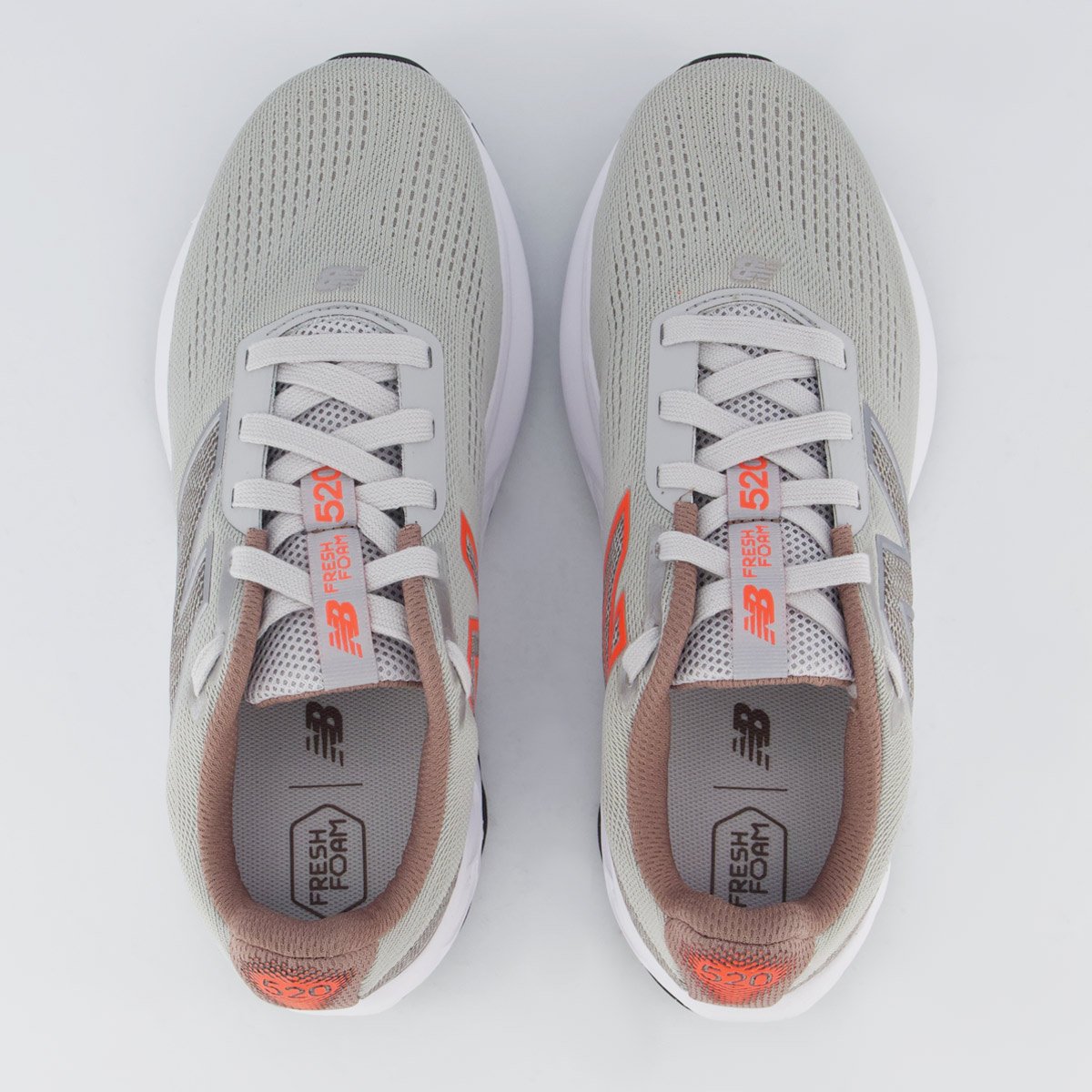 Tênis New Balance Fresh Foam 520 V9 Feminino Cinza e Branco Cinza 4