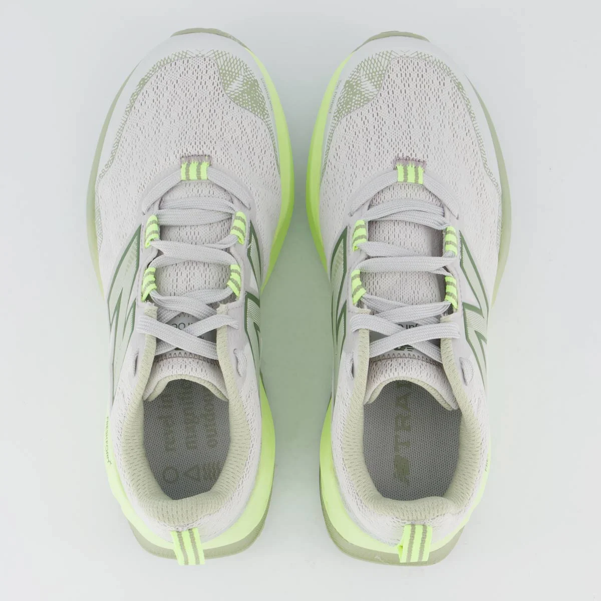 Tênis New Balance Fresh Foam Garoé V2 Feminino Cinza e Verde Branco 4