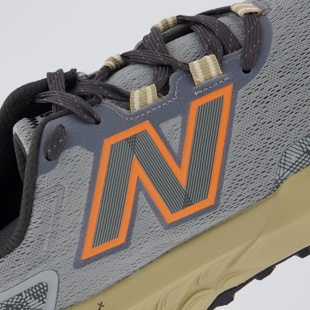 Tênis New Balance Fresh Foam Garoé V2 Cinza e Laranja Cinza 7