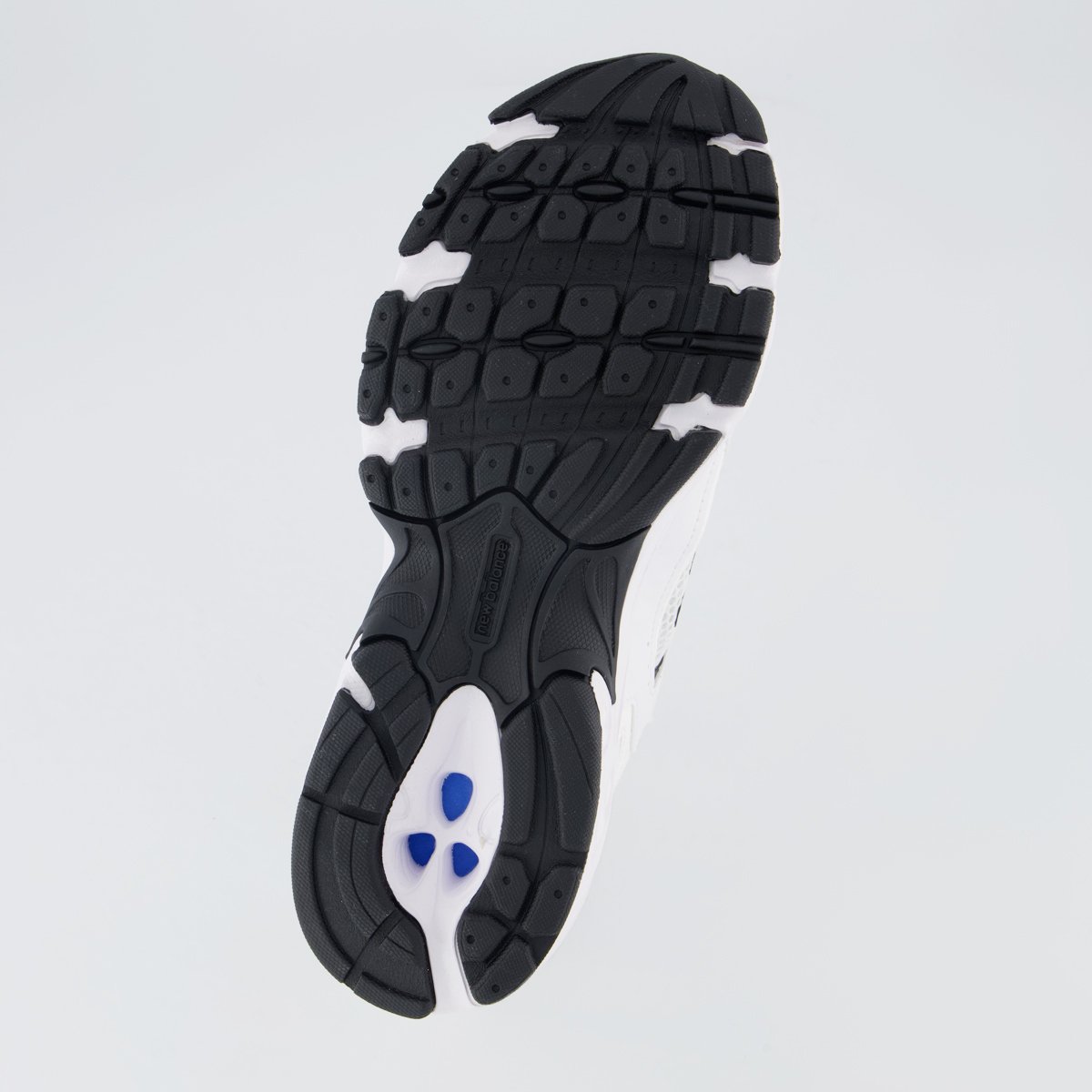 Tênis New Balance 530 Branco e Preto Branco 5