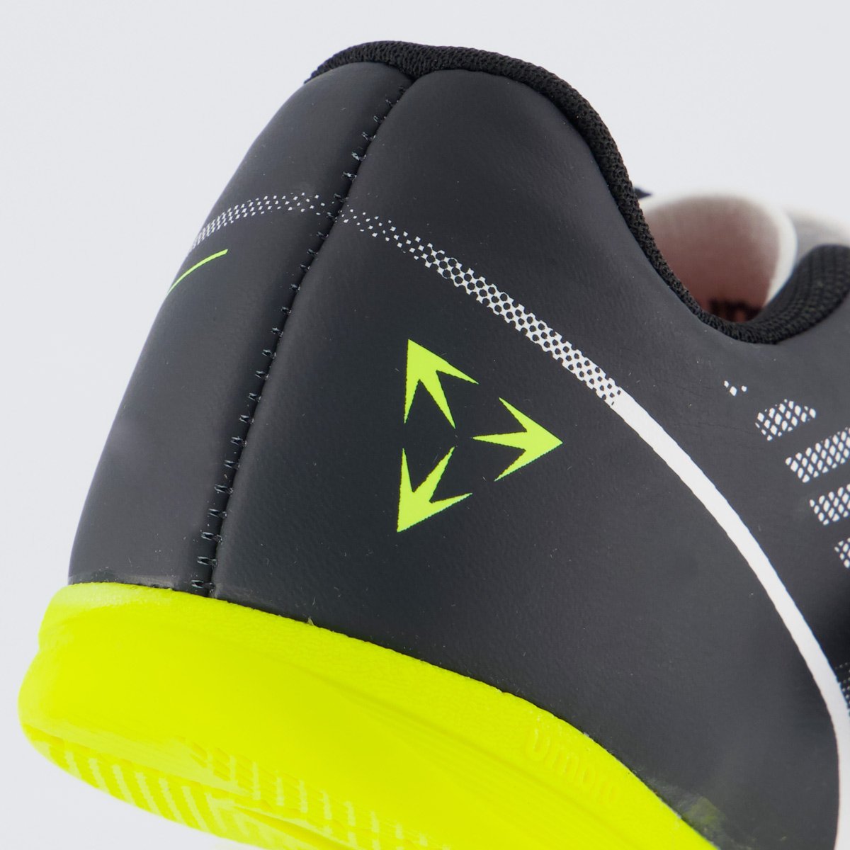 Chuteira Umbro Velocita Futsal Infantil Branca e Verde Amarelo 6