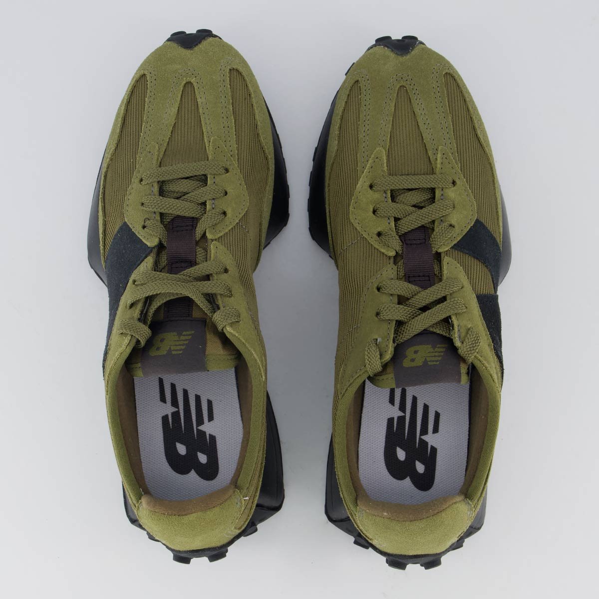 Tênis New Balance 327 V1 Verde Oliva Verde 4