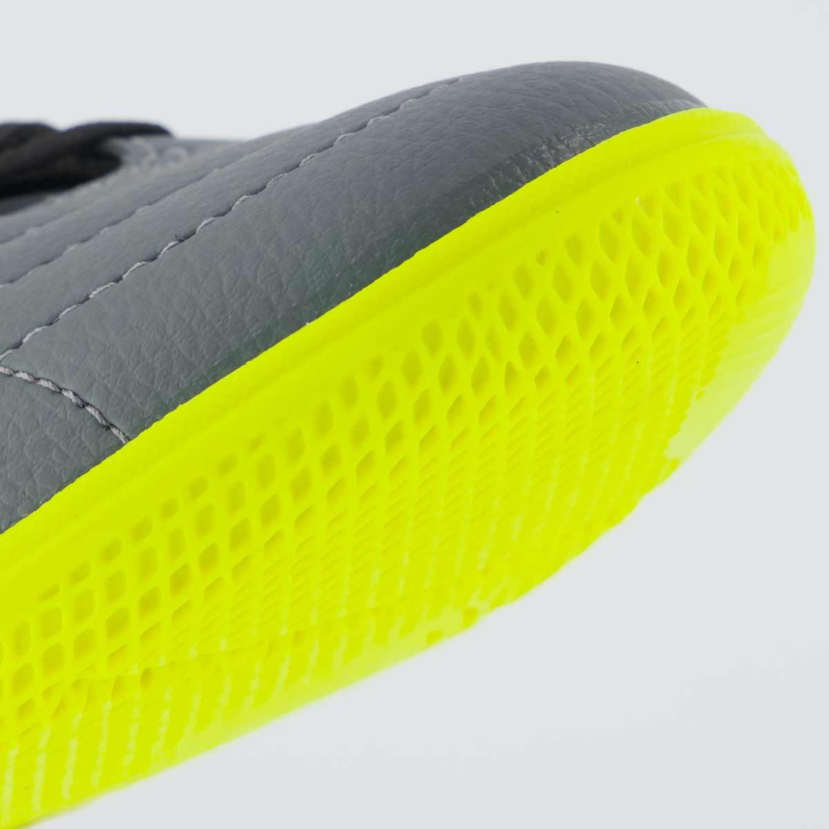 Chuteira Umbro Class Neo Futsal Cinza e Verde Cinza 8