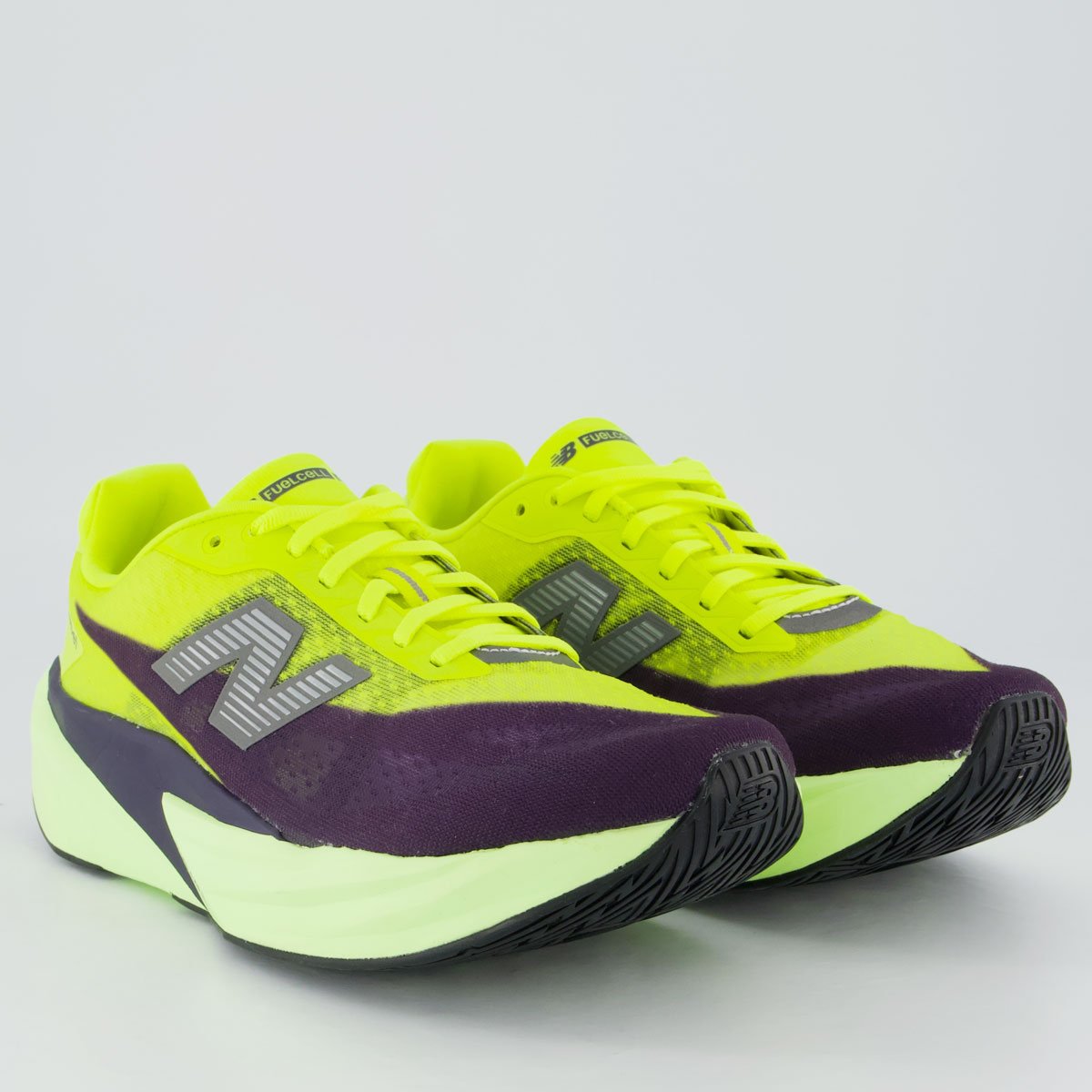 Tênis New Balance Fuelcell Rebel V5 Verde Verde 2
