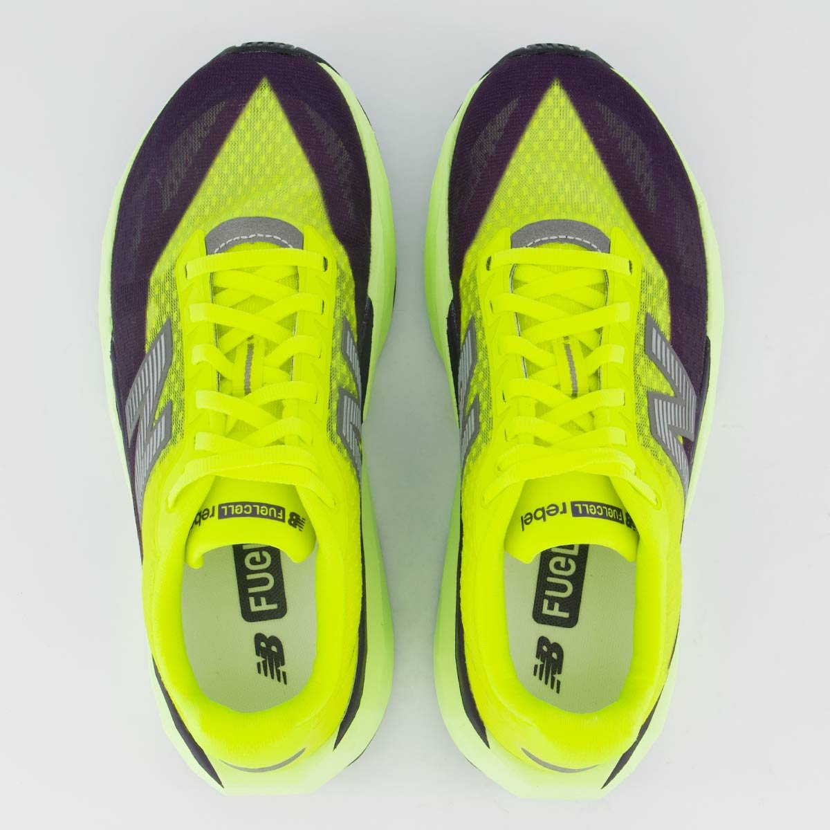 Tênis New Balance Fuelcell Rebel V5 Feminino Verde e Roxo Verde 4