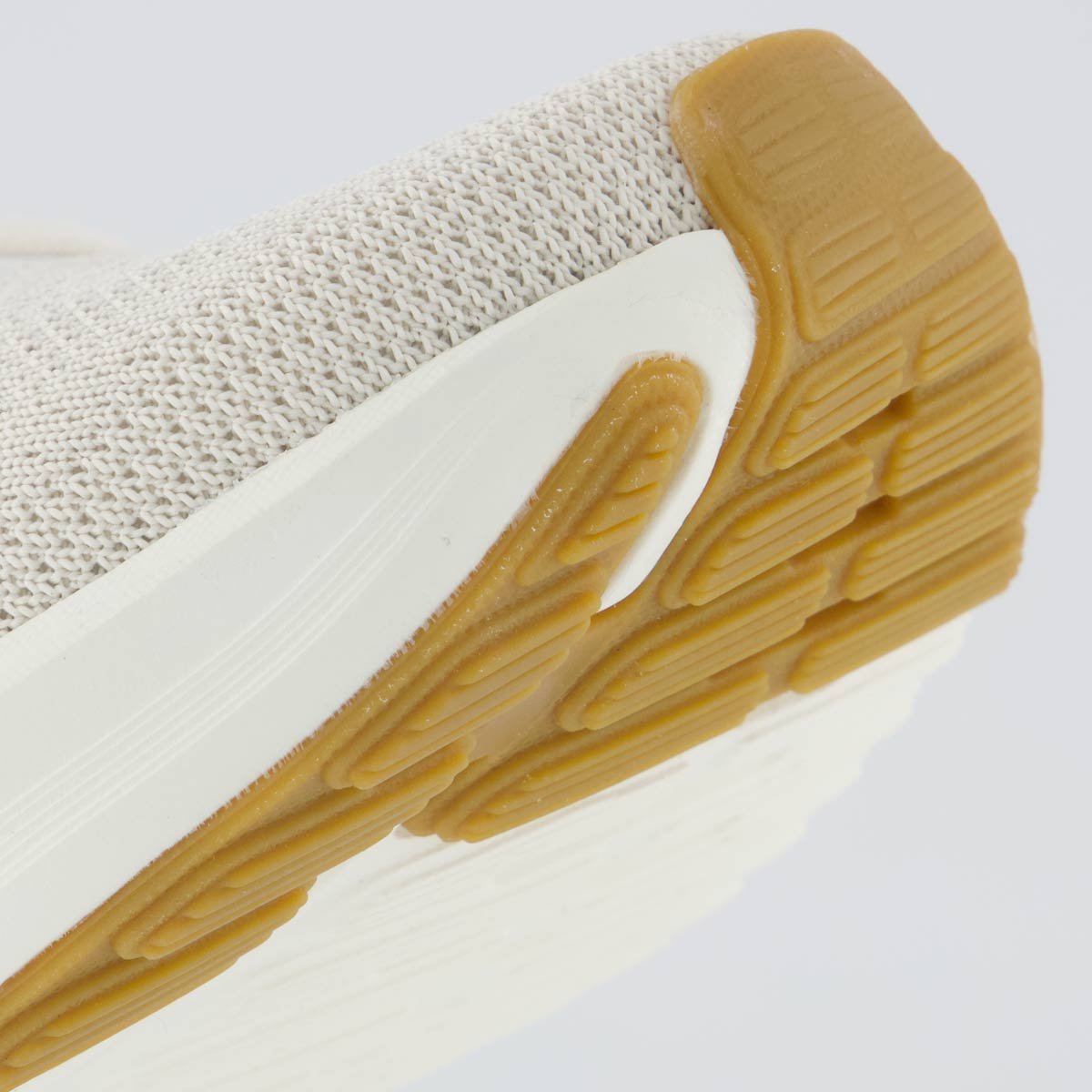 Tênis Under Armour Charged Sunny Feminino Off White Bege 8