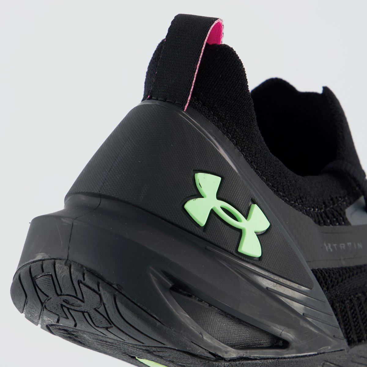 Tênis Under Armour Tribase Cross 2 SE Feminino Preto e Roxo Preto 6