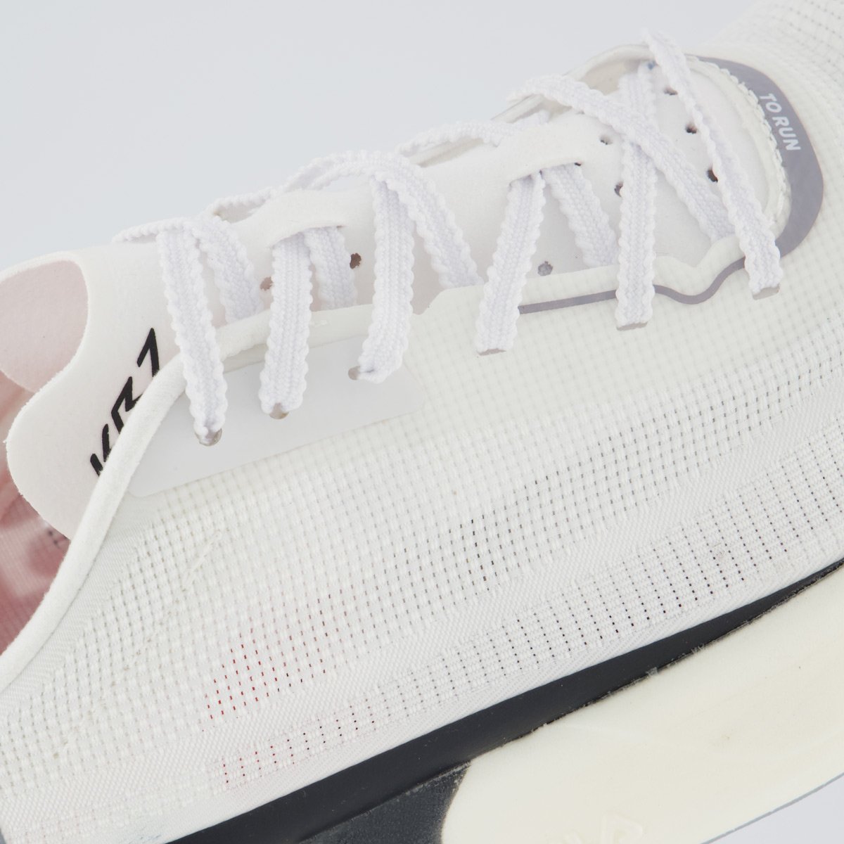 Tênis Fila Kr7 Pro Speed Tech Branco Branco 7