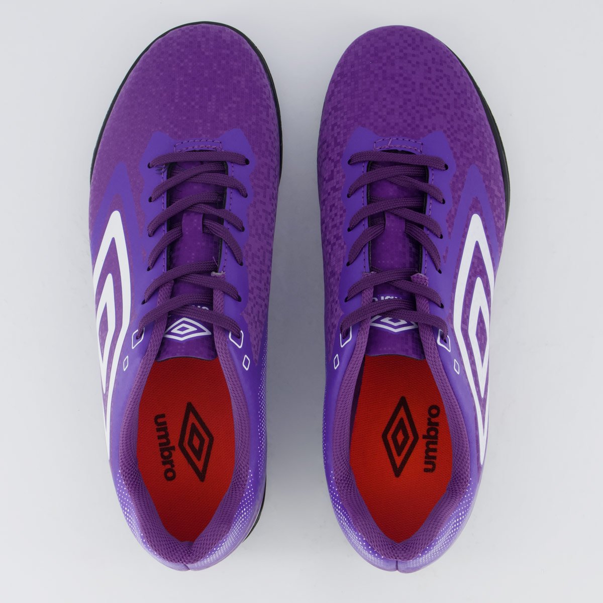 Chuteira Umbro Techno II Society Roxa e Branca Roxo 4