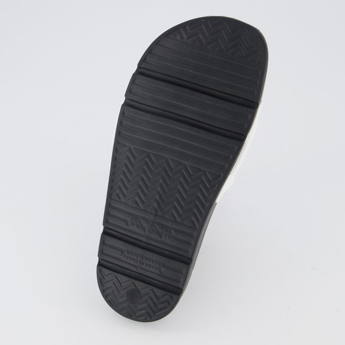 Chinelo Coca Cola Slide Elevate Preto e Branco Branco 5