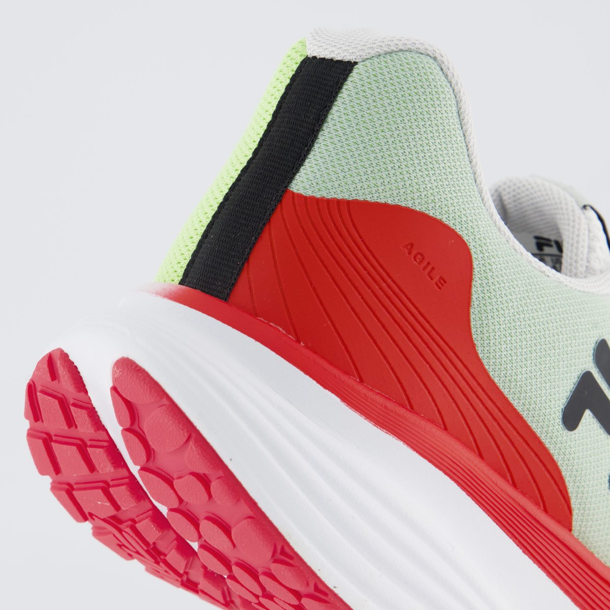 Tênis Fila Agile Branco e Vermelho Multicores 6