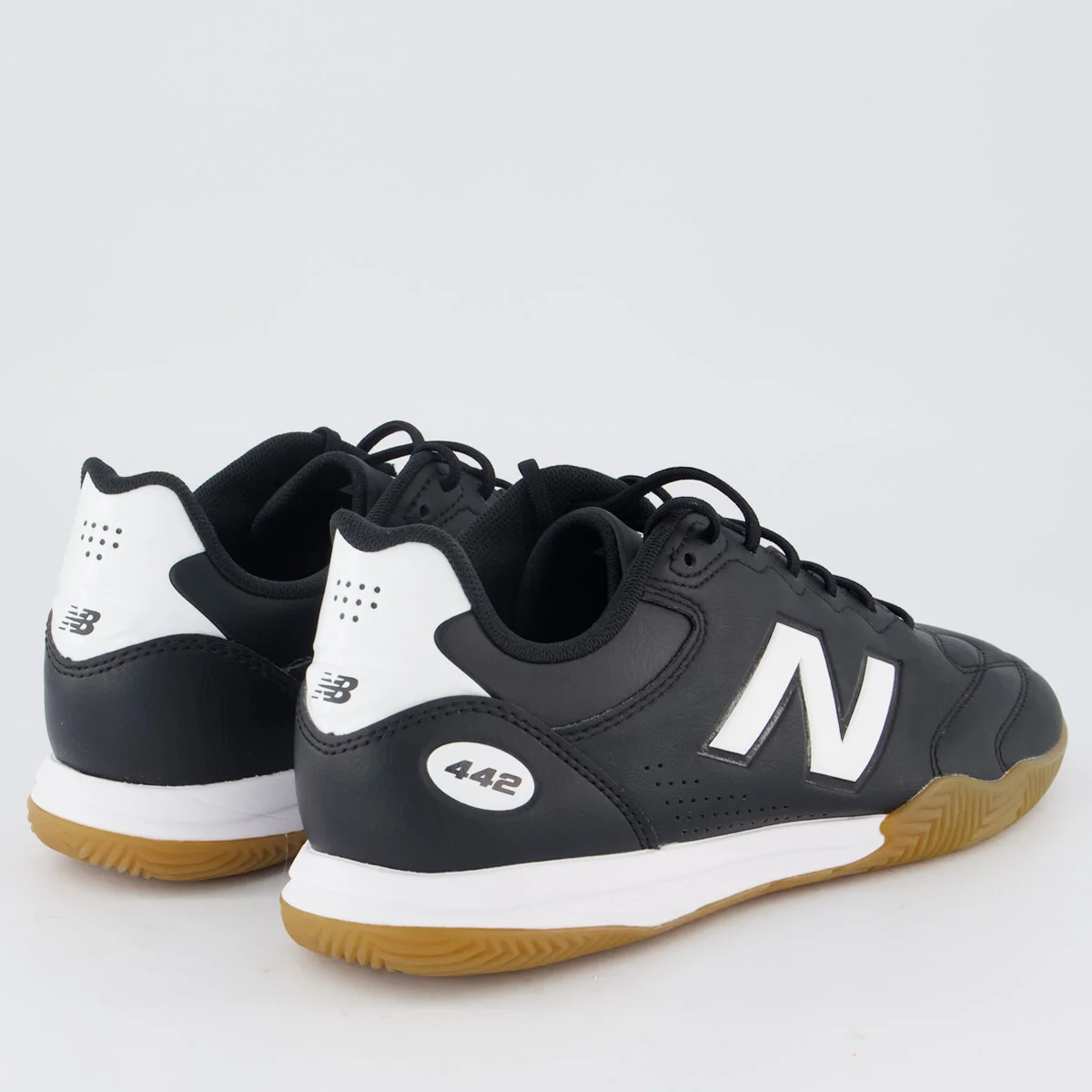 Chuteira New Balance 442 V3 Team Futsal Preta e Branca Preto 3