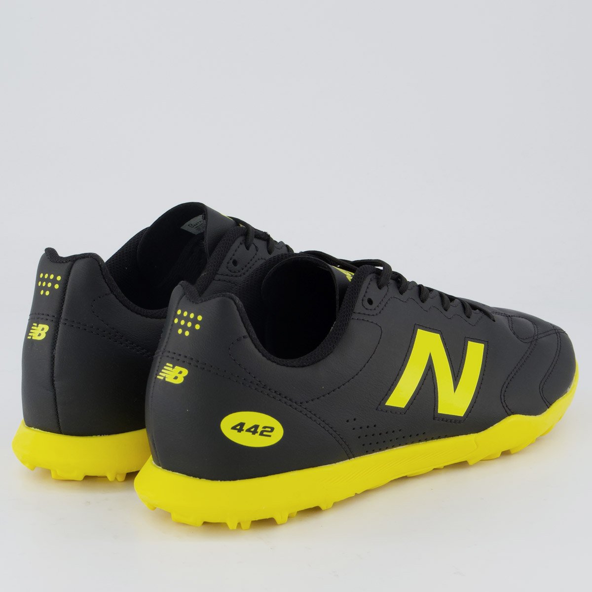 Chuteira New Balance 442 Club TF Society Preta e Amarela Preto 3
