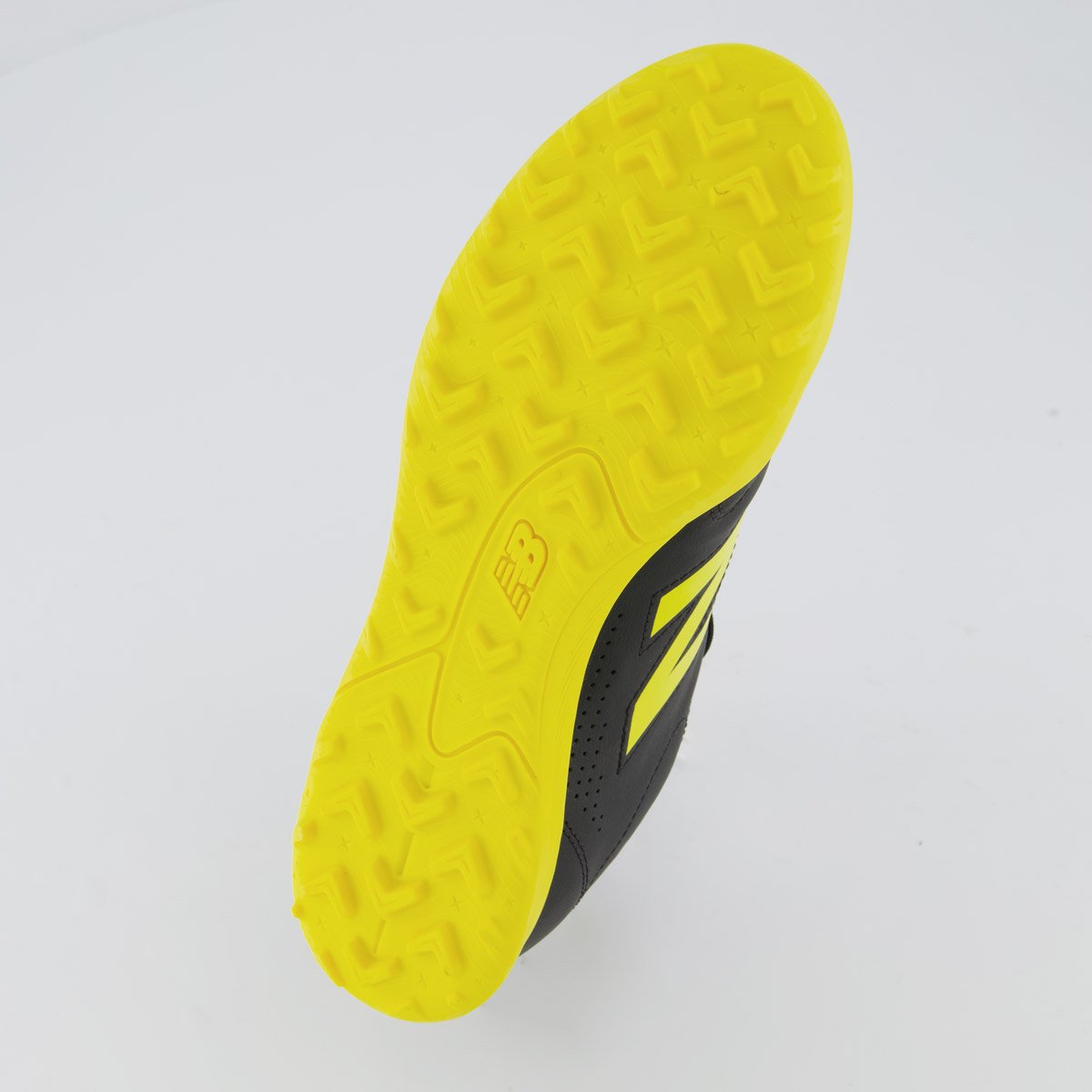 Chuteira New Balance 442 Club TF Society Preta e Amarela Preto 5