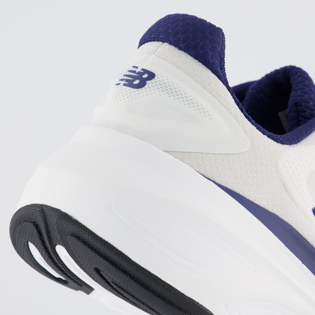 Tênis New Balance Fresh Foam X More V6 Feminino Off White e Rosa Branco 6