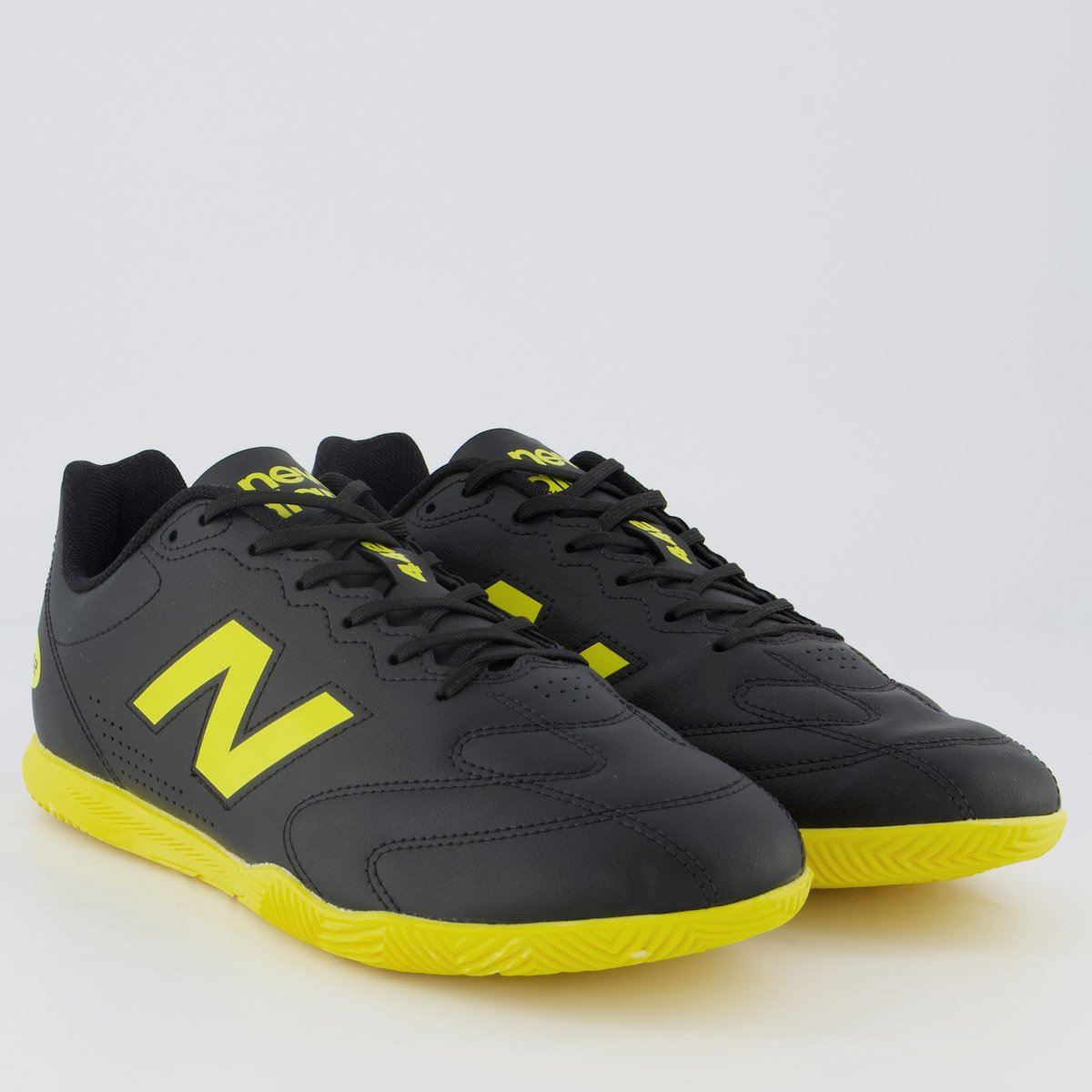 Chuteira New Balance 442 Futsal Preta e Amarela Preto 2