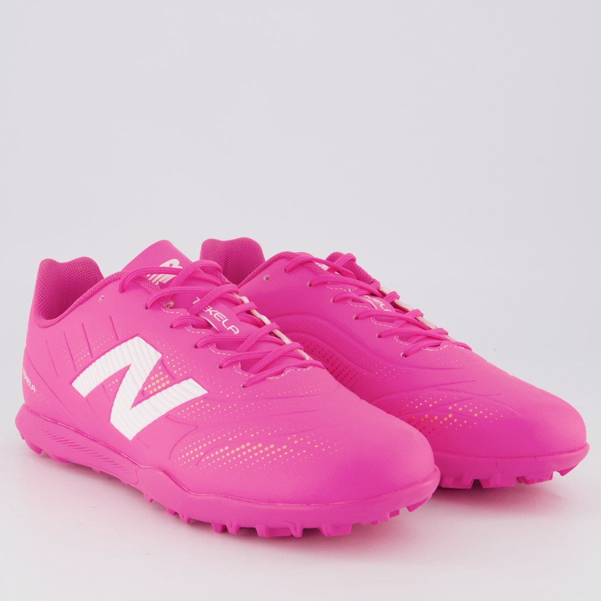 Chuteira New Balance Tekela TF Society Rosa Rosa 2