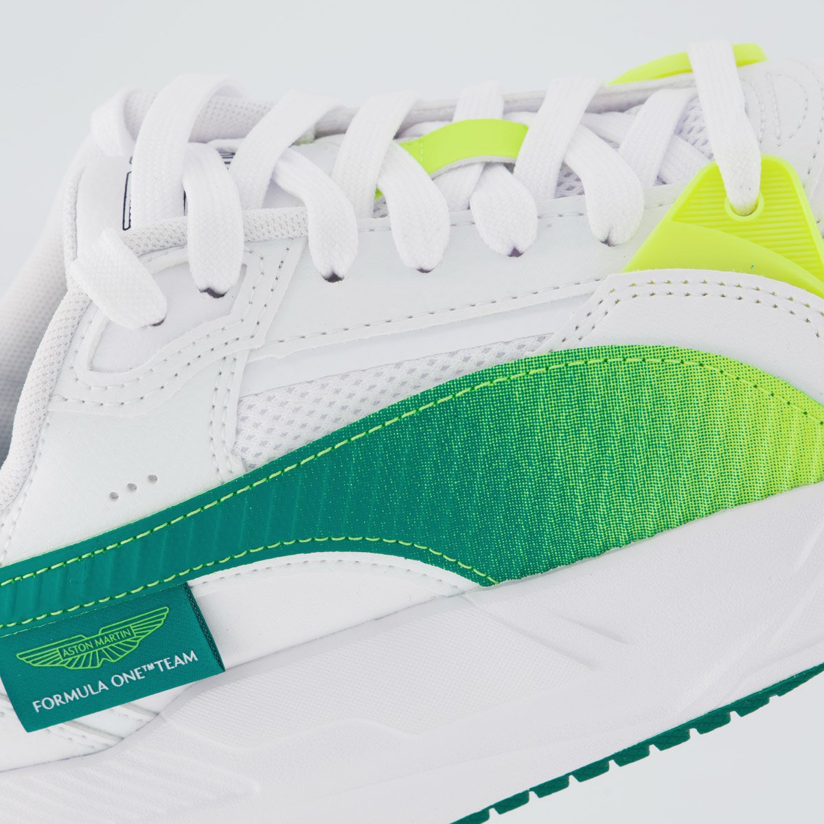 Tenis Puma Aston Martin Trinity 2 Branco e Verde Branco 7
