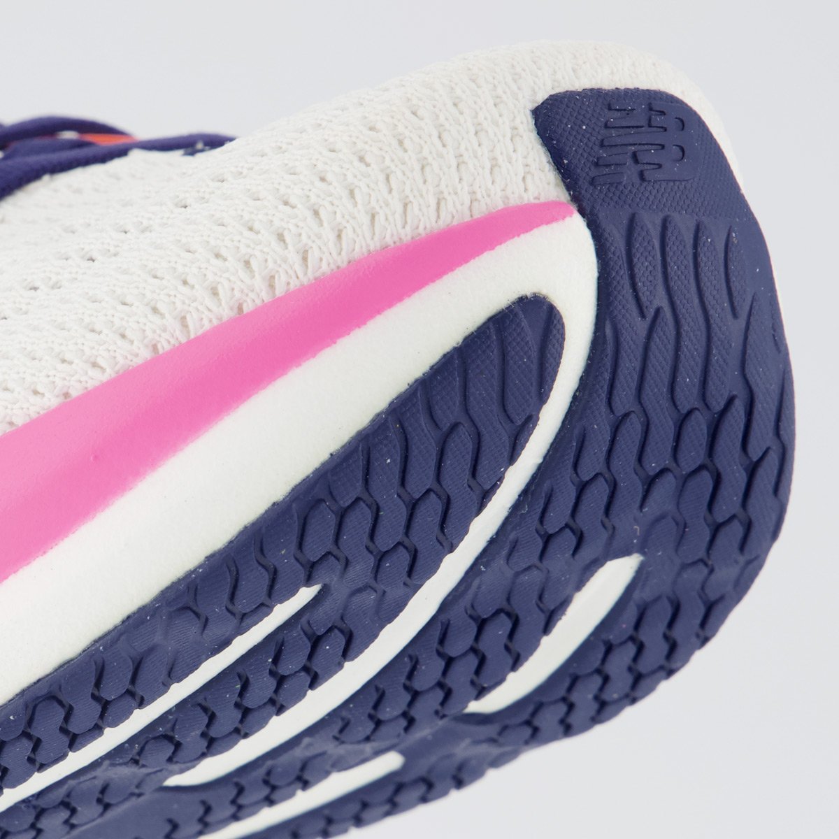 Tênis New Balance Infinion X 1080 V15 Feminino Off-White Branco 8