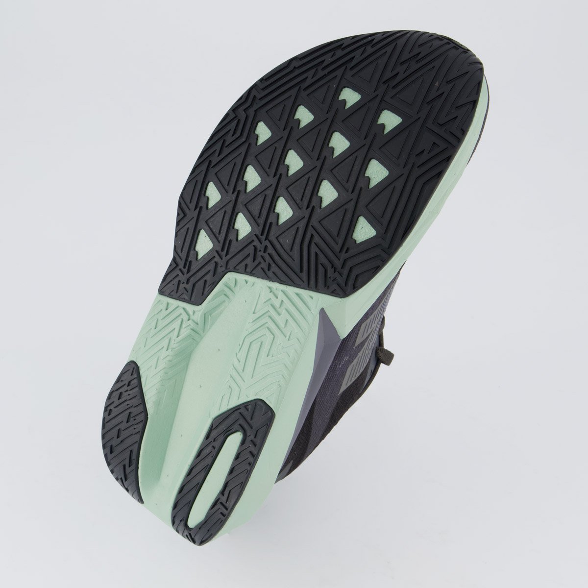 Tênis New Balance Fuelcell Rebel V5 Feminino Preto e Verde Preto 5