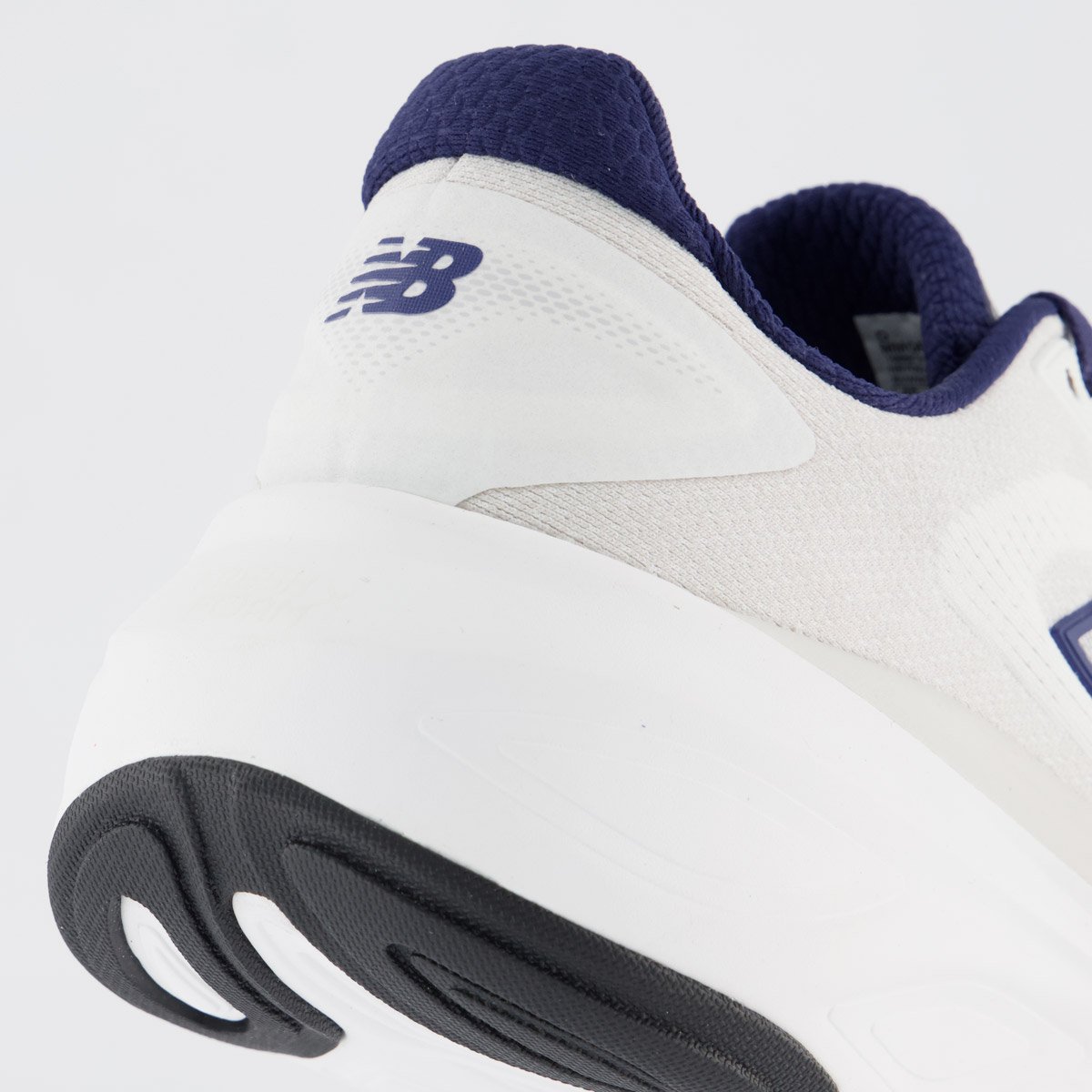 Tênis New Balance Fresh Foam X More V6 Off White Off White 6