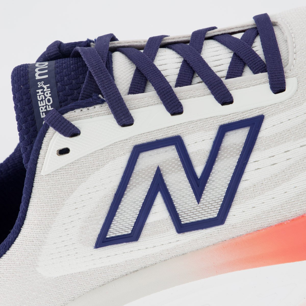 Tênis New Balance Fresh Foam X More V6 Off White Off White 7