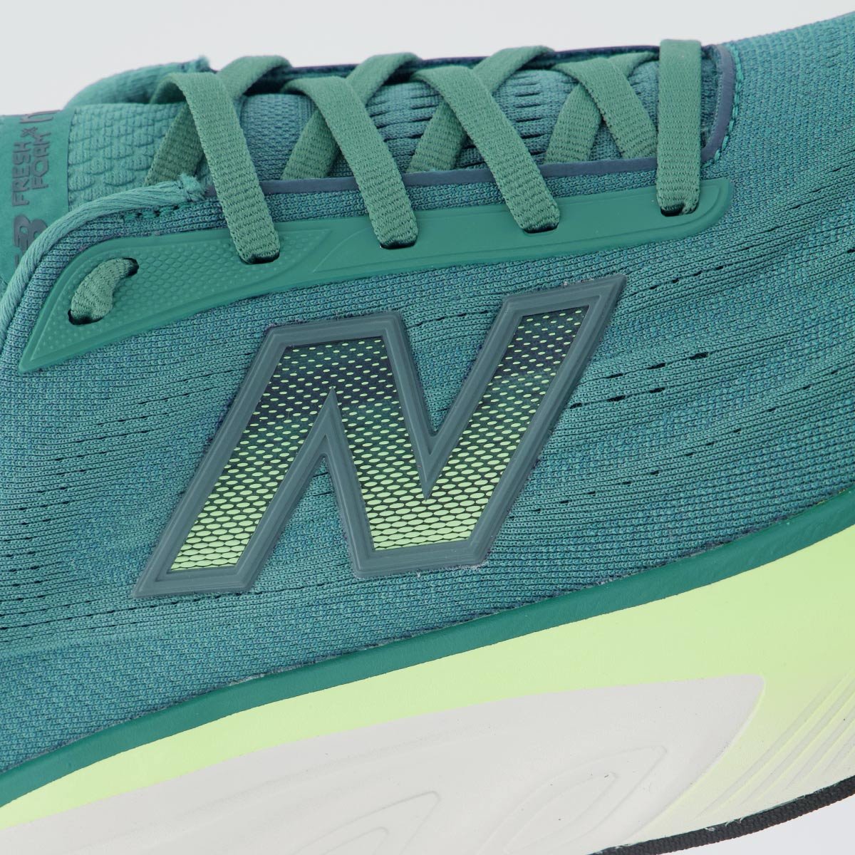 Tênis New Balance Fresh Foam X More V6 Verde Verde 7