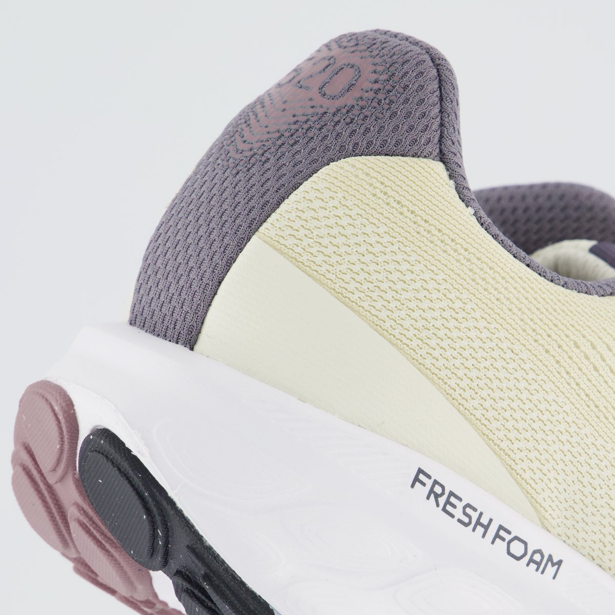 Tênis New Balance Fresh Foam 520 V9 Feminino Bege Bege 6