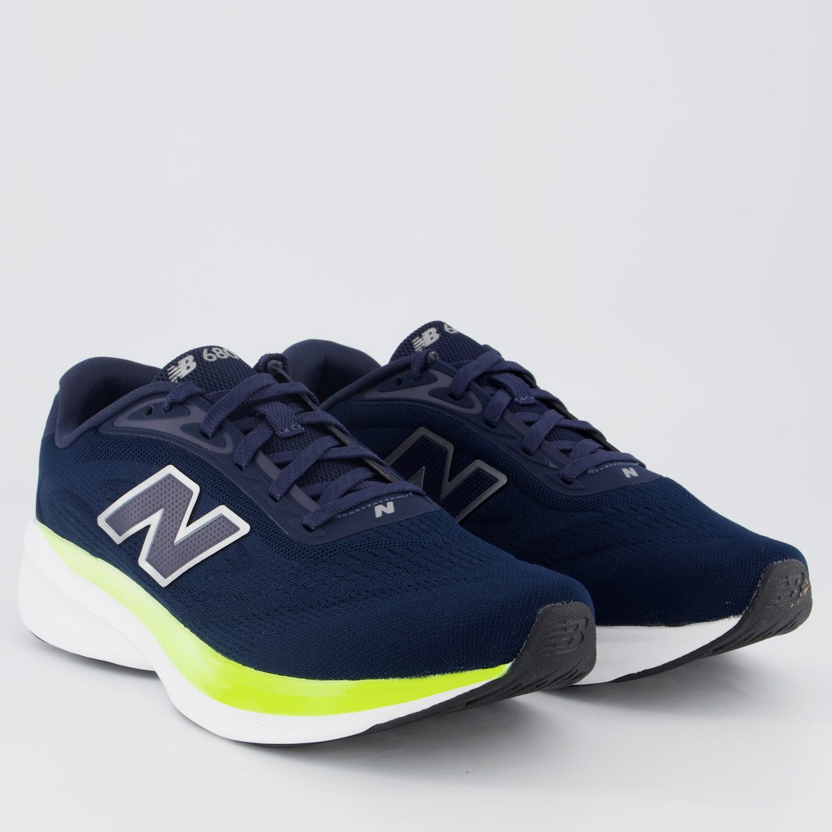 Tênis New Balance Fresh Foam 680 V9 Marinho Azul Marinho 2