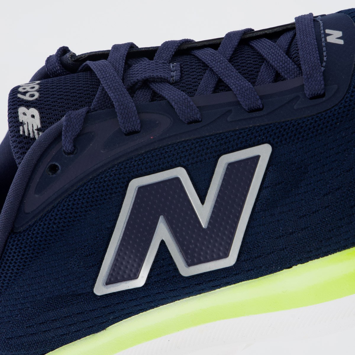 Tênis New Balance Fresh Foam 680 V9 Marinho Azul Marinho 7