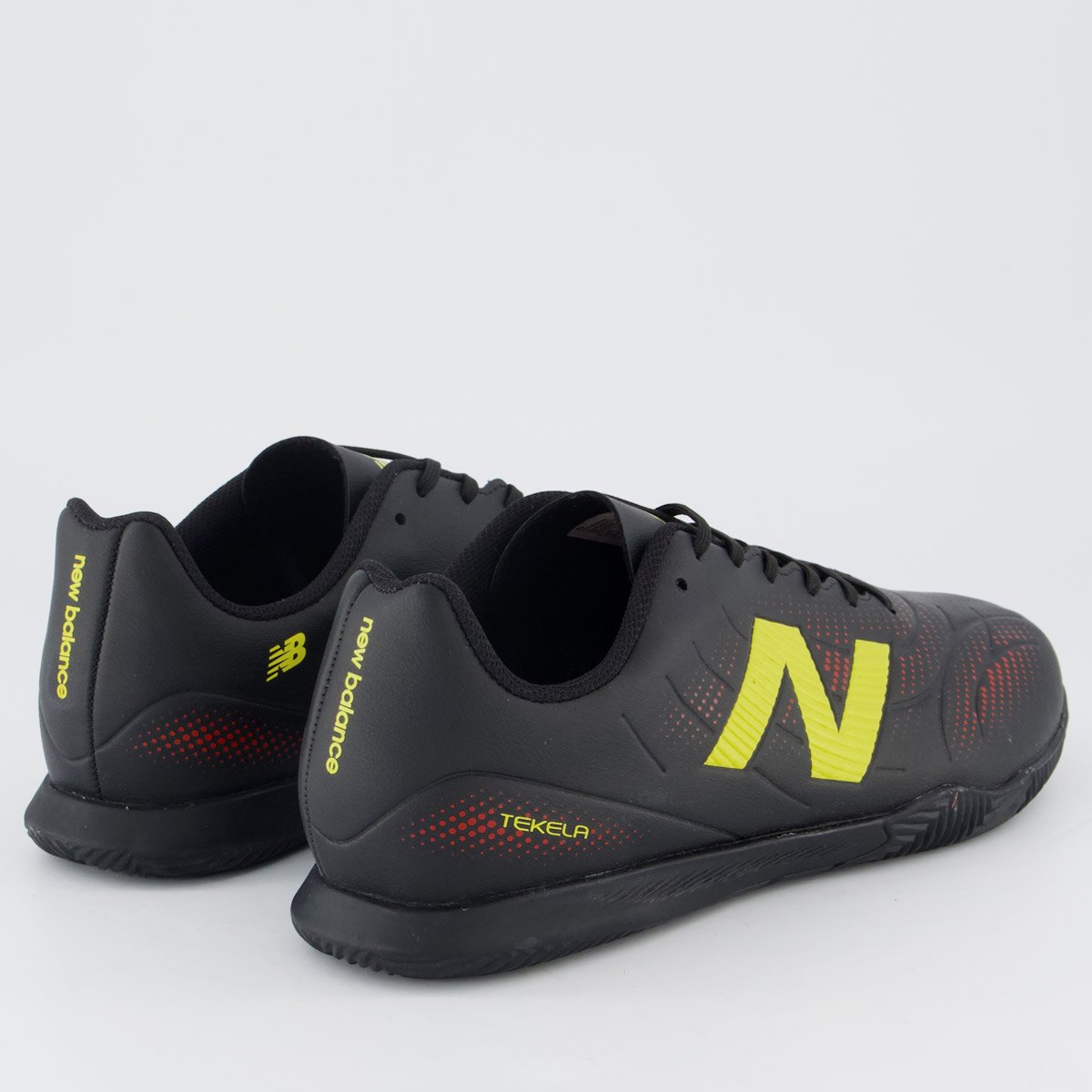 Chuteira New Balance Tekela Futsal Preta e Amarela Preto 3
