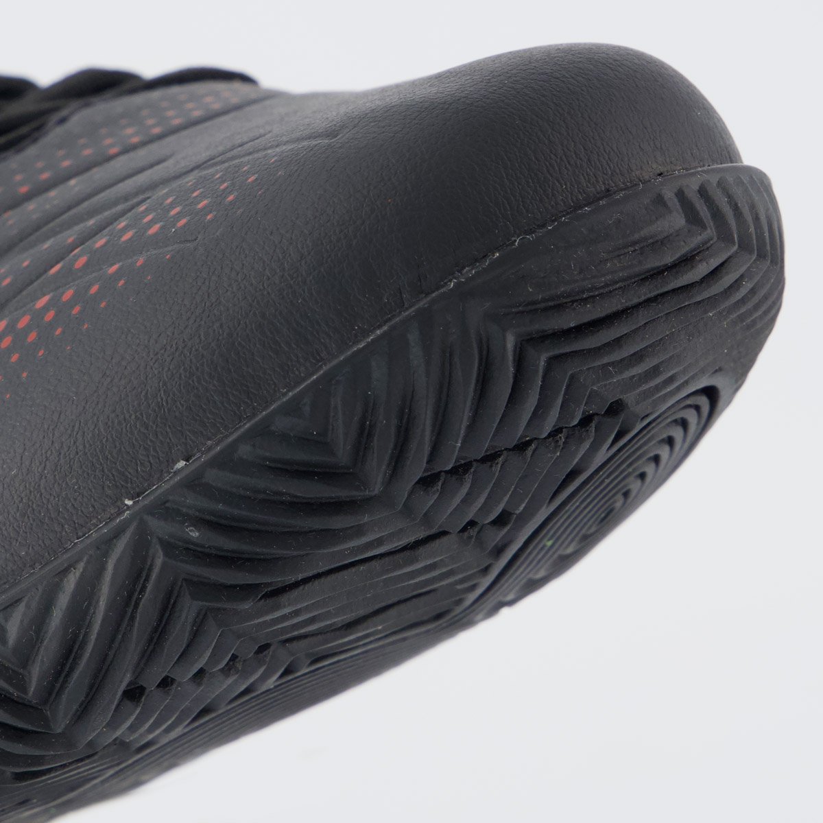 Chuteira New Balance Tekela Futsal Preta e Amarela Preto 8