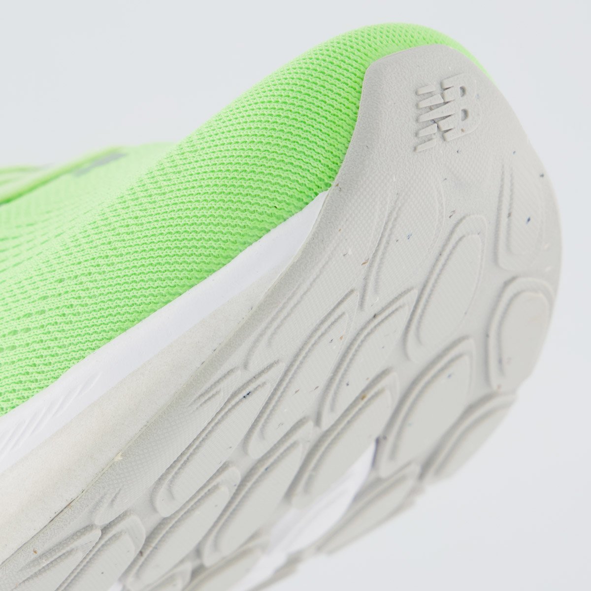 Tênis New Balance Fresh Foam 520 V9 Verde Claro Verde 8