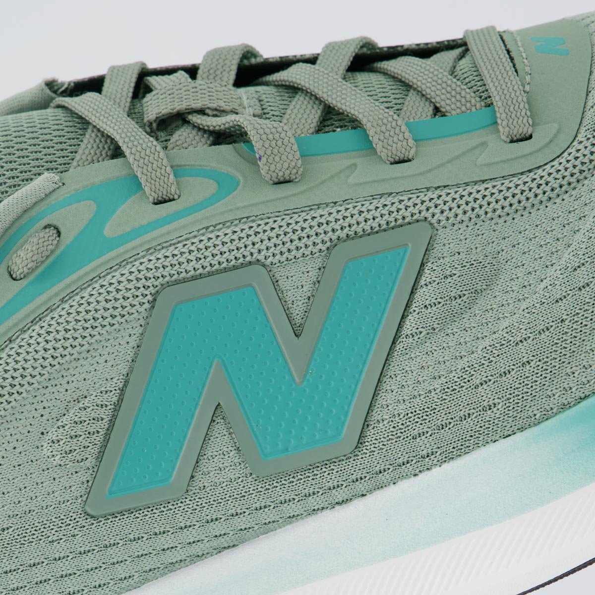 Tênis New Balance Fresh Foam 680 V9 Cinza Cinza 7