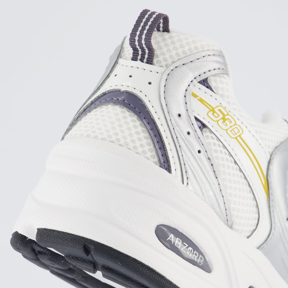 Tênis New Balance 530 Prata e Amarelo Branco 6