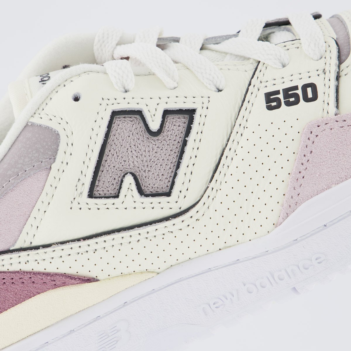 Tênis New Balance 550 Feminino Branco e Rosa Off White 7