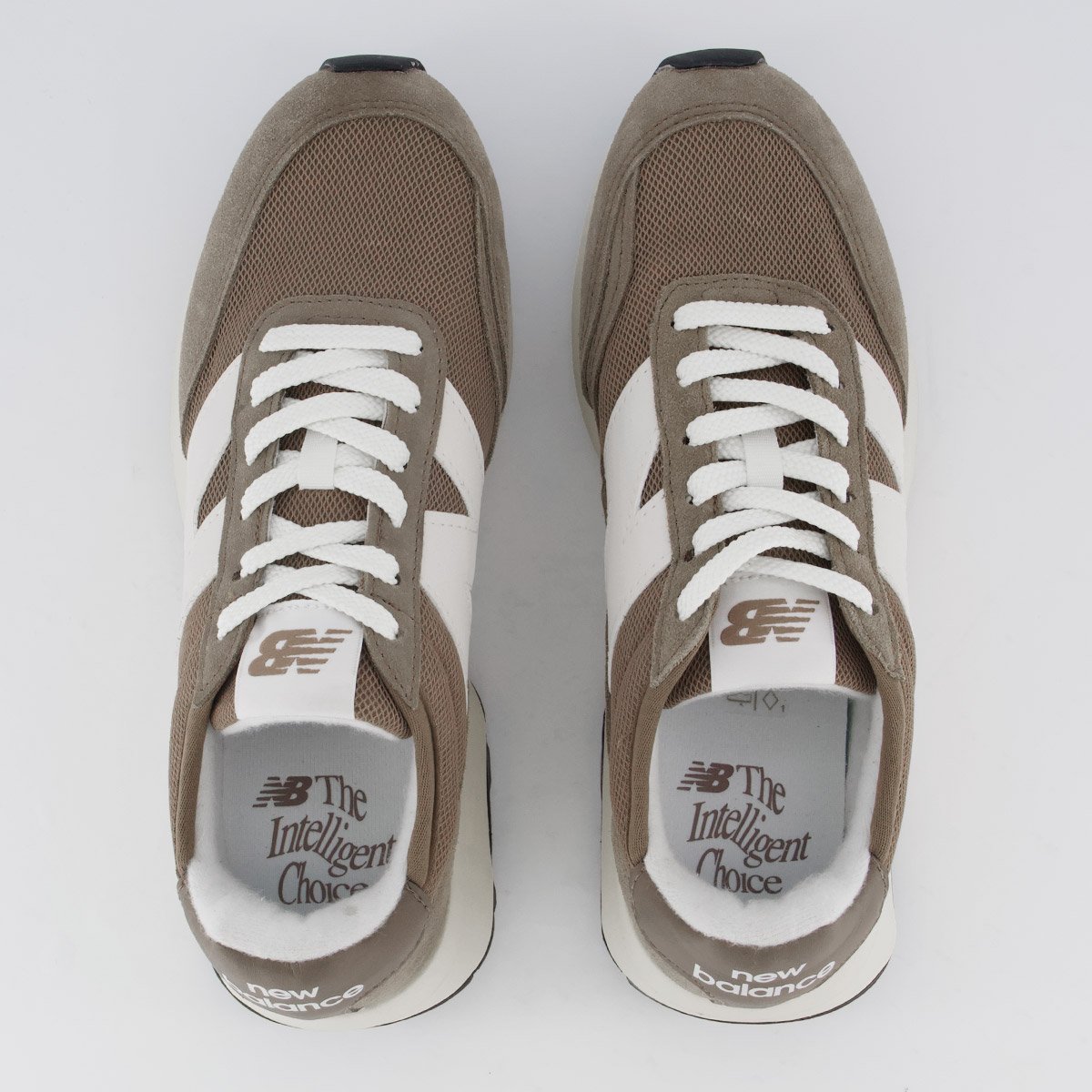 Tênis New Balance 370 V1 Marrom e Bege Marrom 4