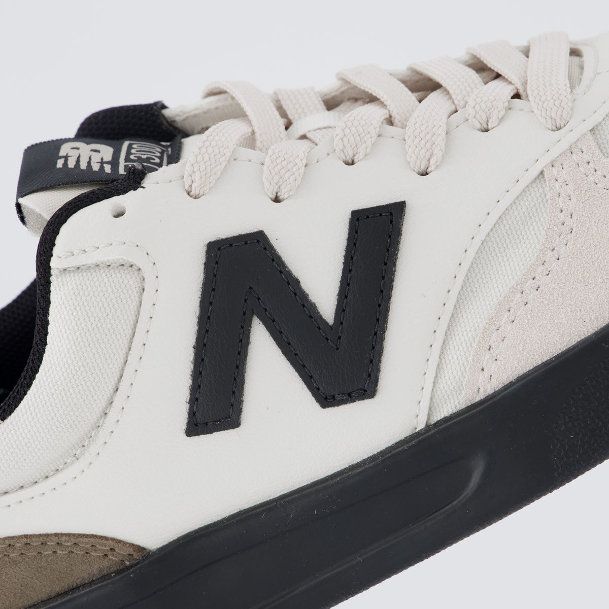 Tênis New Balance CT 300 V3 Branco e Bege Branco 7