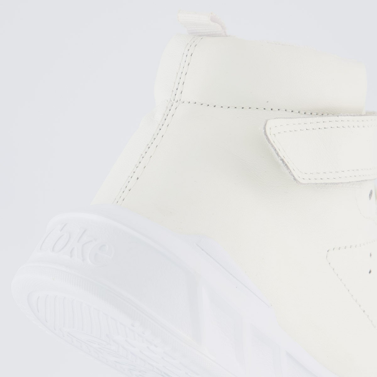 Tênis Coca Cola Soho Leather Feminino Branco e Vermelho Branco 6