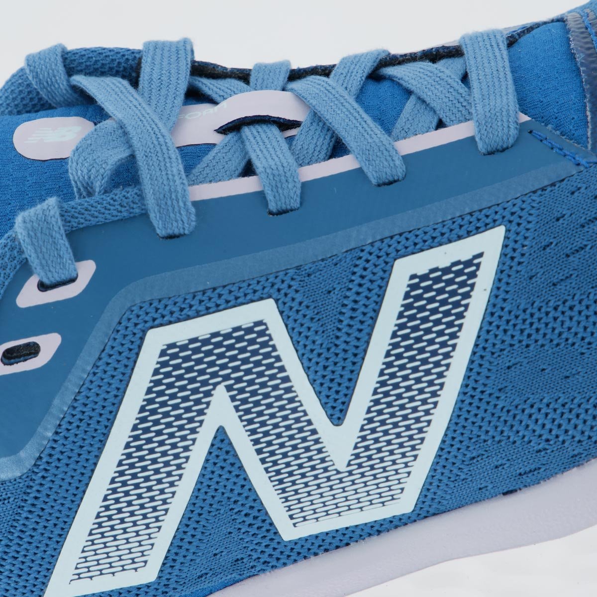Tênis New Balance Fresh Foam Arishi V4 Feminino Azul e Branco Azul 7